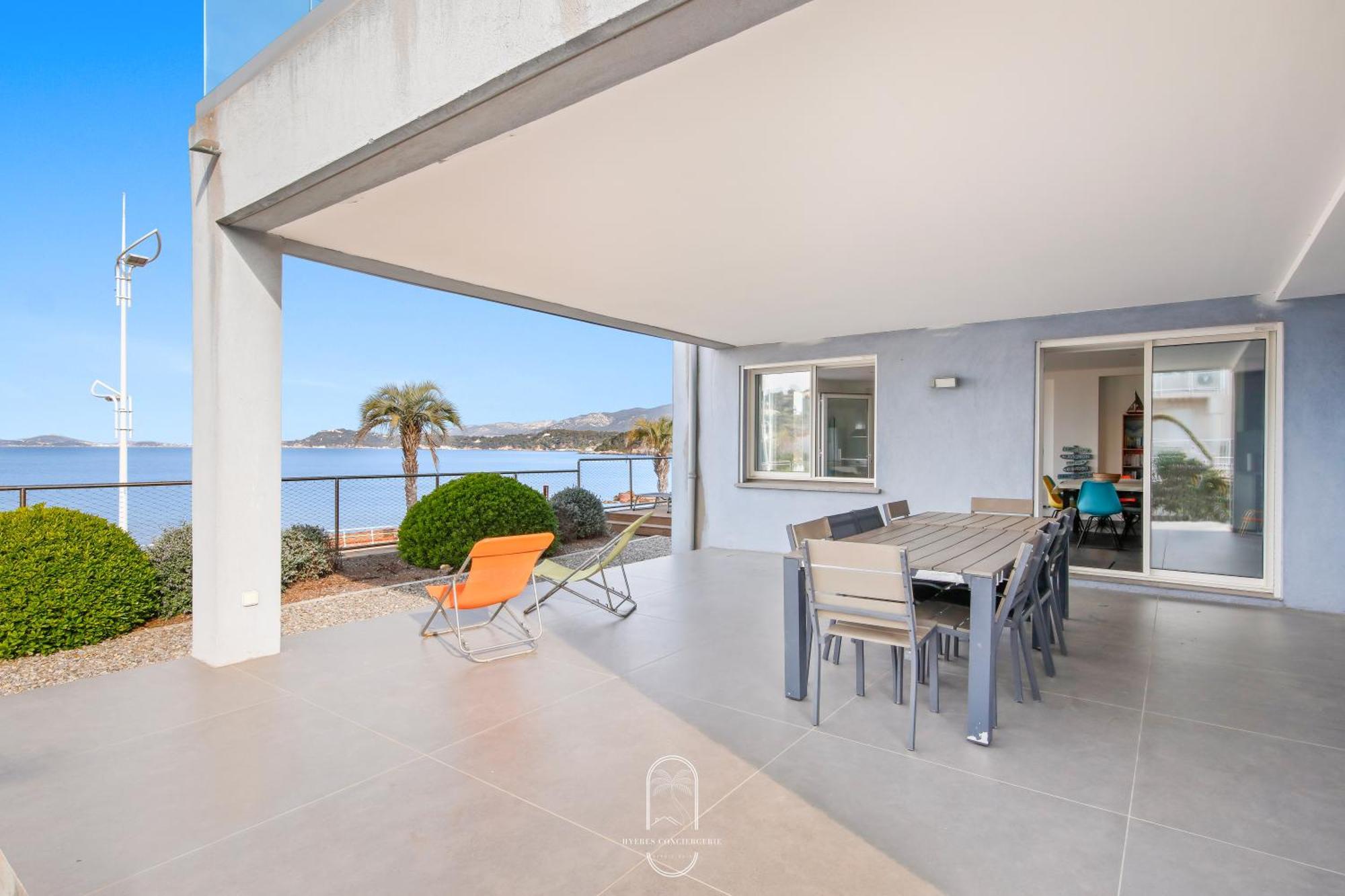 Villa Antoine Appartement Rdj Vue Mer Clim Wifi Parking Plage 50M La Garonne Le Pradet Exteriér fotografie