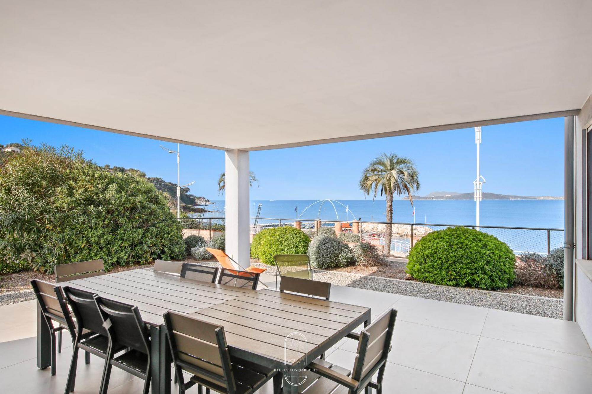 Villa Antoine Appartement Rdj Vue Mer Clim Wifi Parking Plage 50M La Garonne Le Pradet Exteriér fotografie