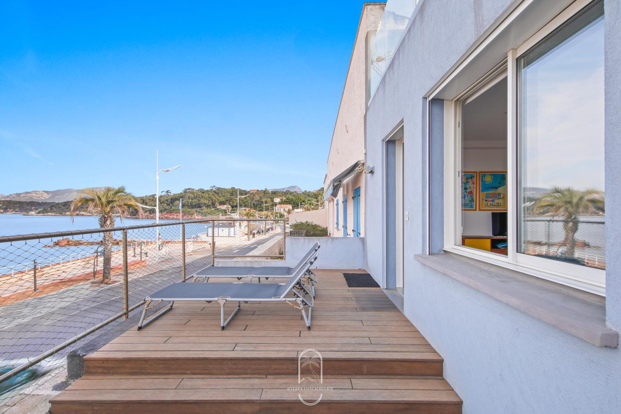 Villa Antoine Appartement Rdj Vue Mer Clim Wifi Parking Plage 50M La Garonne Le Pradet Exteriér fotografie